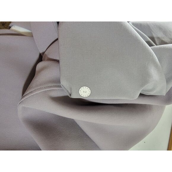 Lululemon Liliac Women's Joggers - sz 2 - Picture 3 of 6